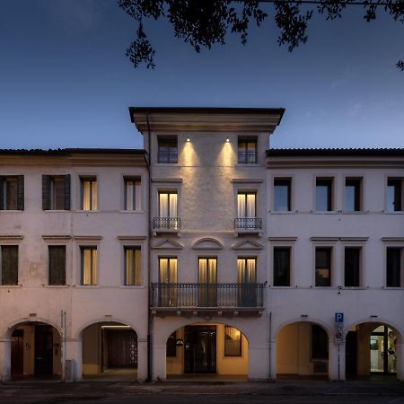 Al Pio Luxury Nest Apartment Treviso Luaran gambar