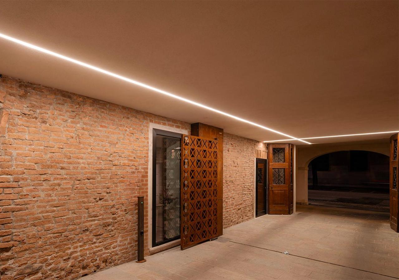 Al Pio Luxury Nest Apartment Treviso Luaran gambar