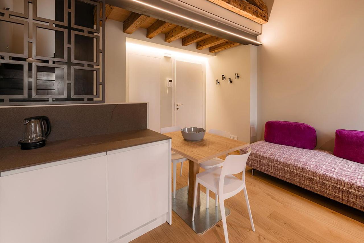 Al Pio Luxury Nest Apartment Treviso Luaran gambar