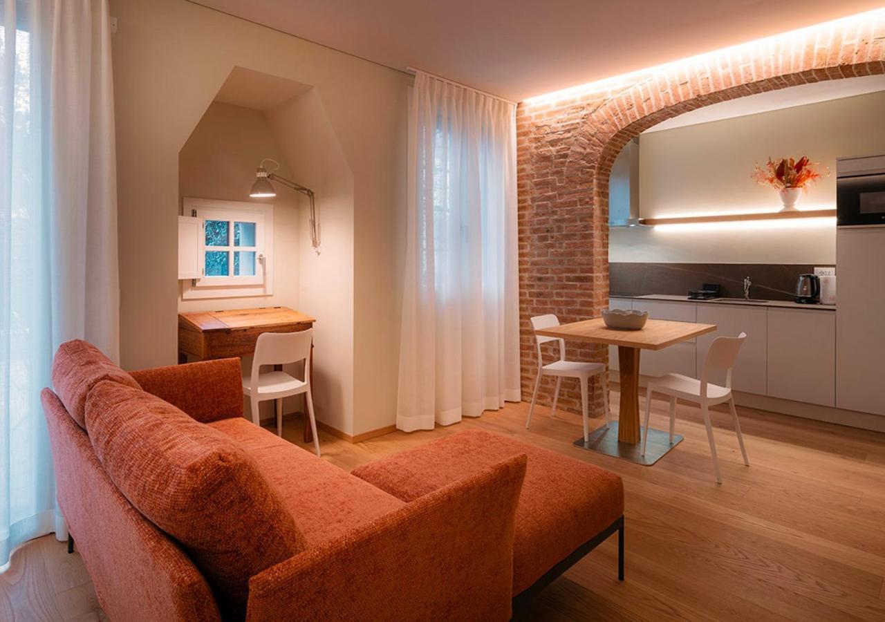 Al Pio Luxury Nest Apartment Treviso Luaran gambar
